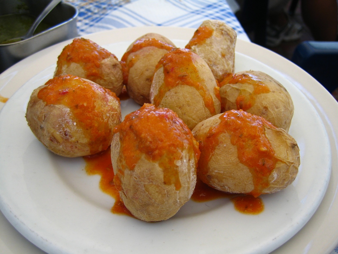 Canarian papas arrugadas served with mojo sauce